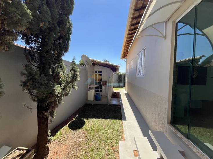 casa-venda-furnas-edentur-formiga-mg-1028157