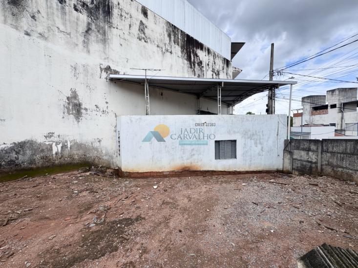 lote-venda-sao-lourenco-agua-vermelha-formiga-mg-1021207