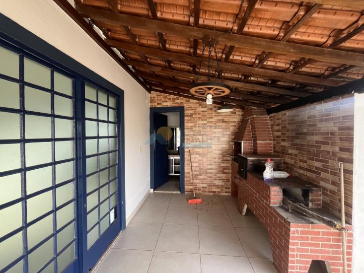 casa-venda-furnas-edentur-formiga-mg-1027636
